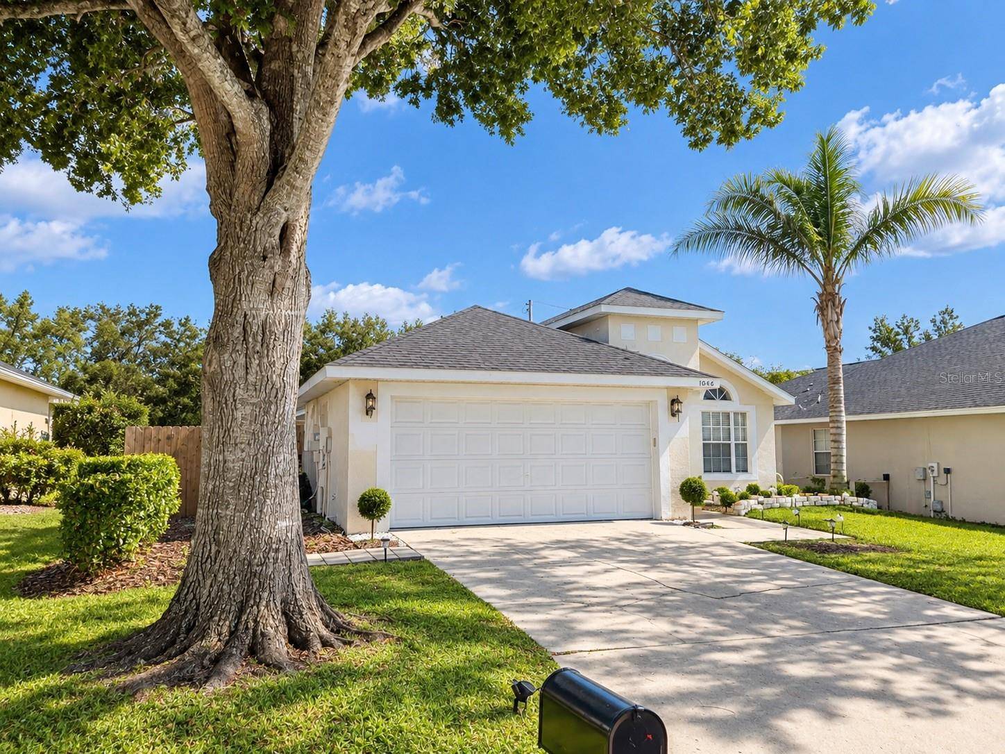 1046 DURANGO LOOP ST, Davenport, FL 33897
