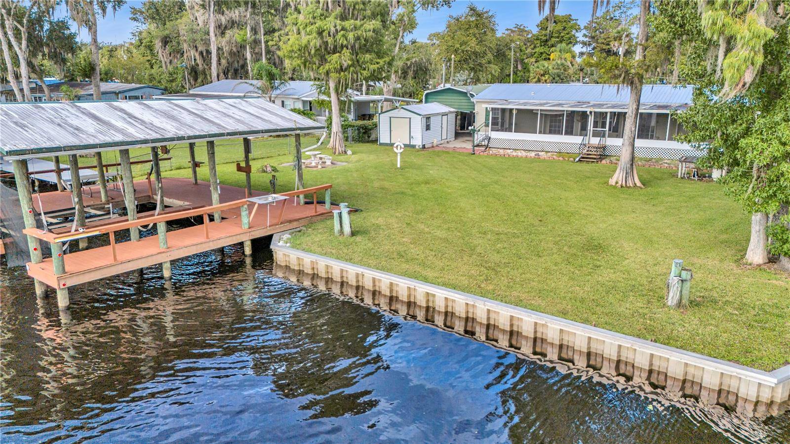 56310 REDBUD RD, Astor, FL 32102