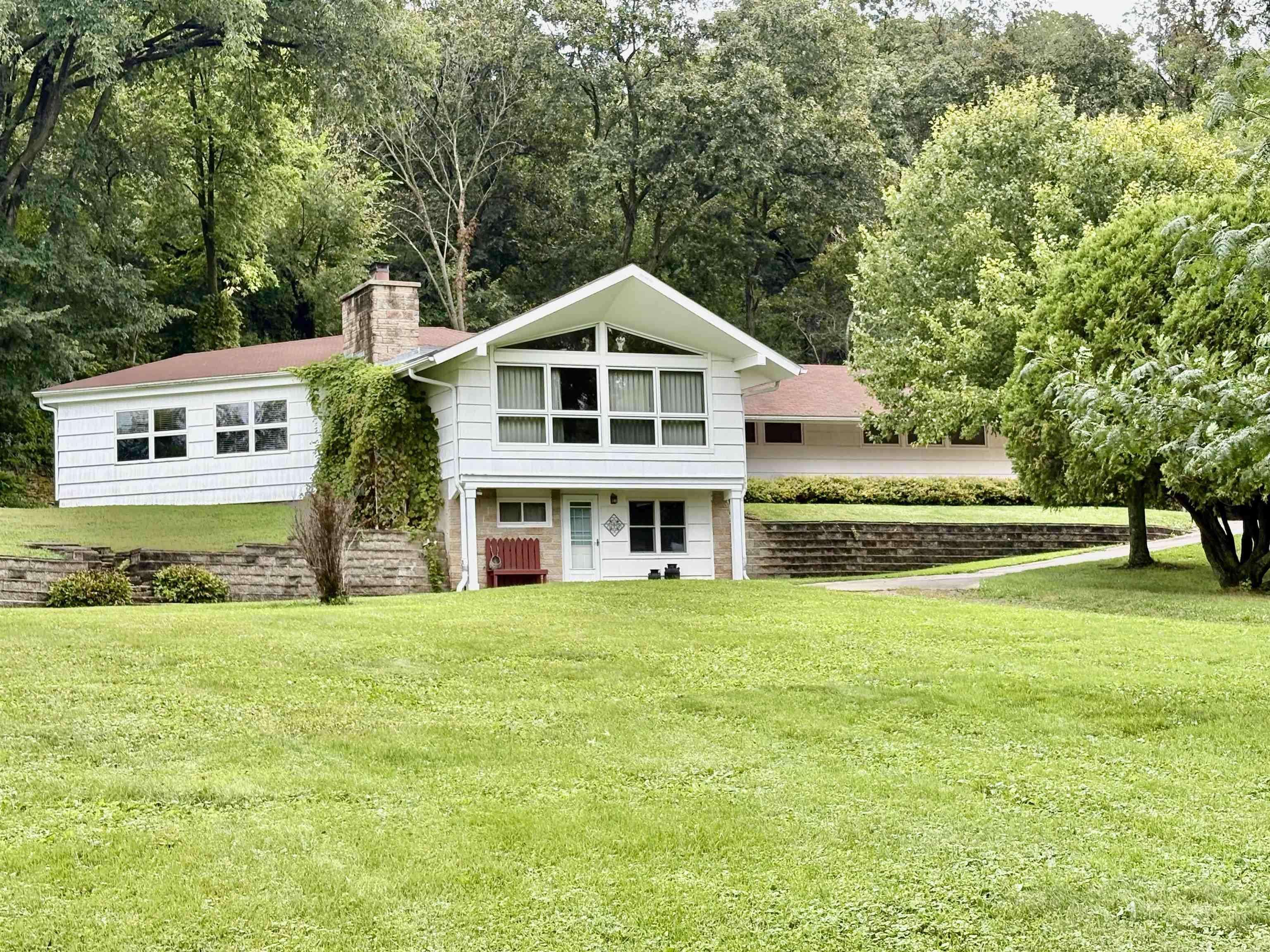 2166 Pole Line RD, Decorah, IA 52101