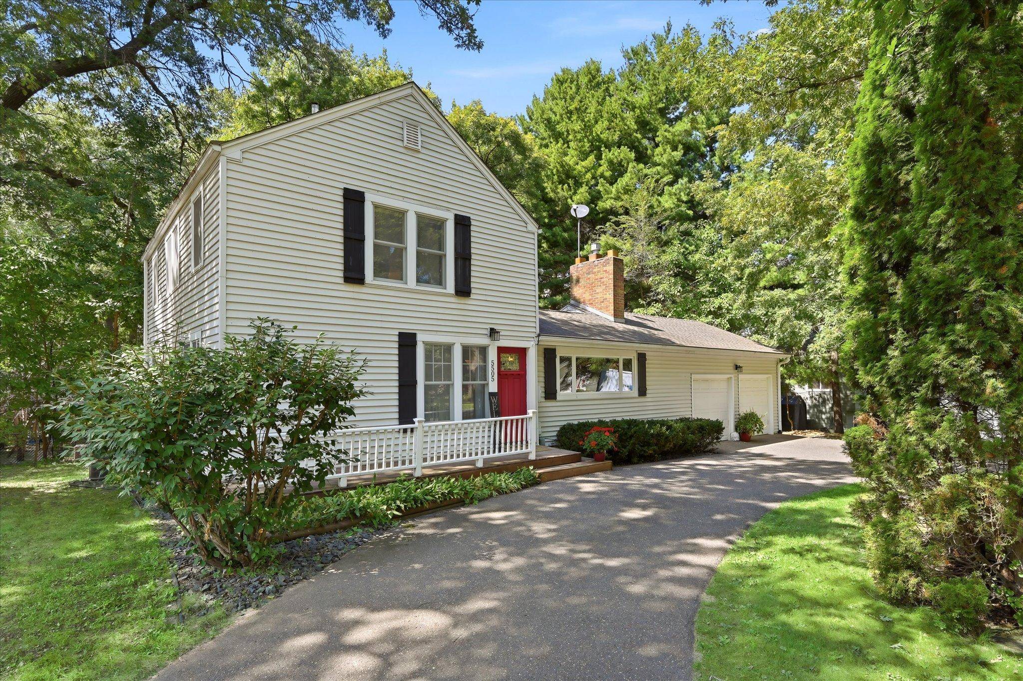 5505 Portland AVE, White Bear Lake, MN 55110