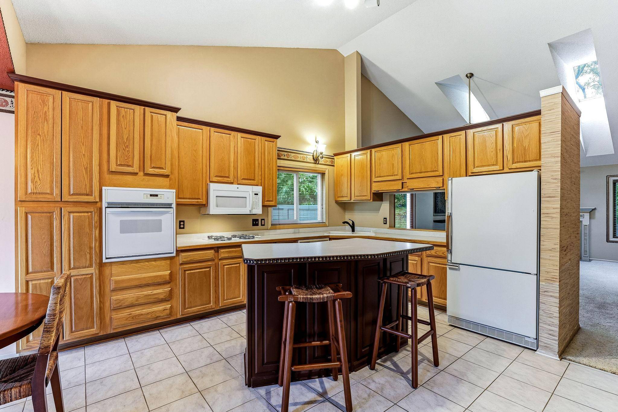 5968 Bren CIR, Minnetonka, MN 55343