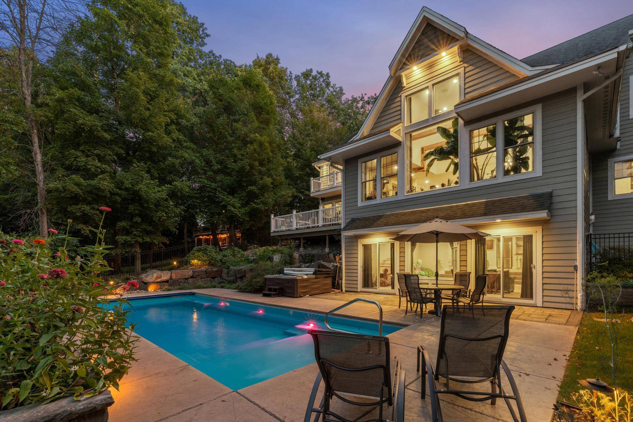 18508 Ridgewood RD, Minnetonka, MN 55391