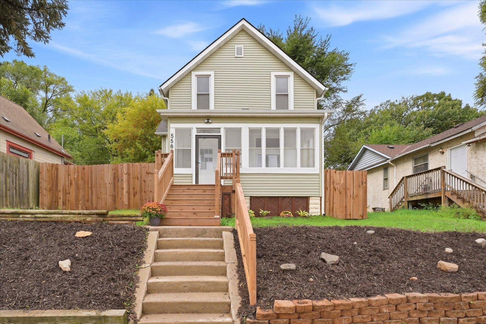 558 Concord ST, Saint Paul, MN 55107