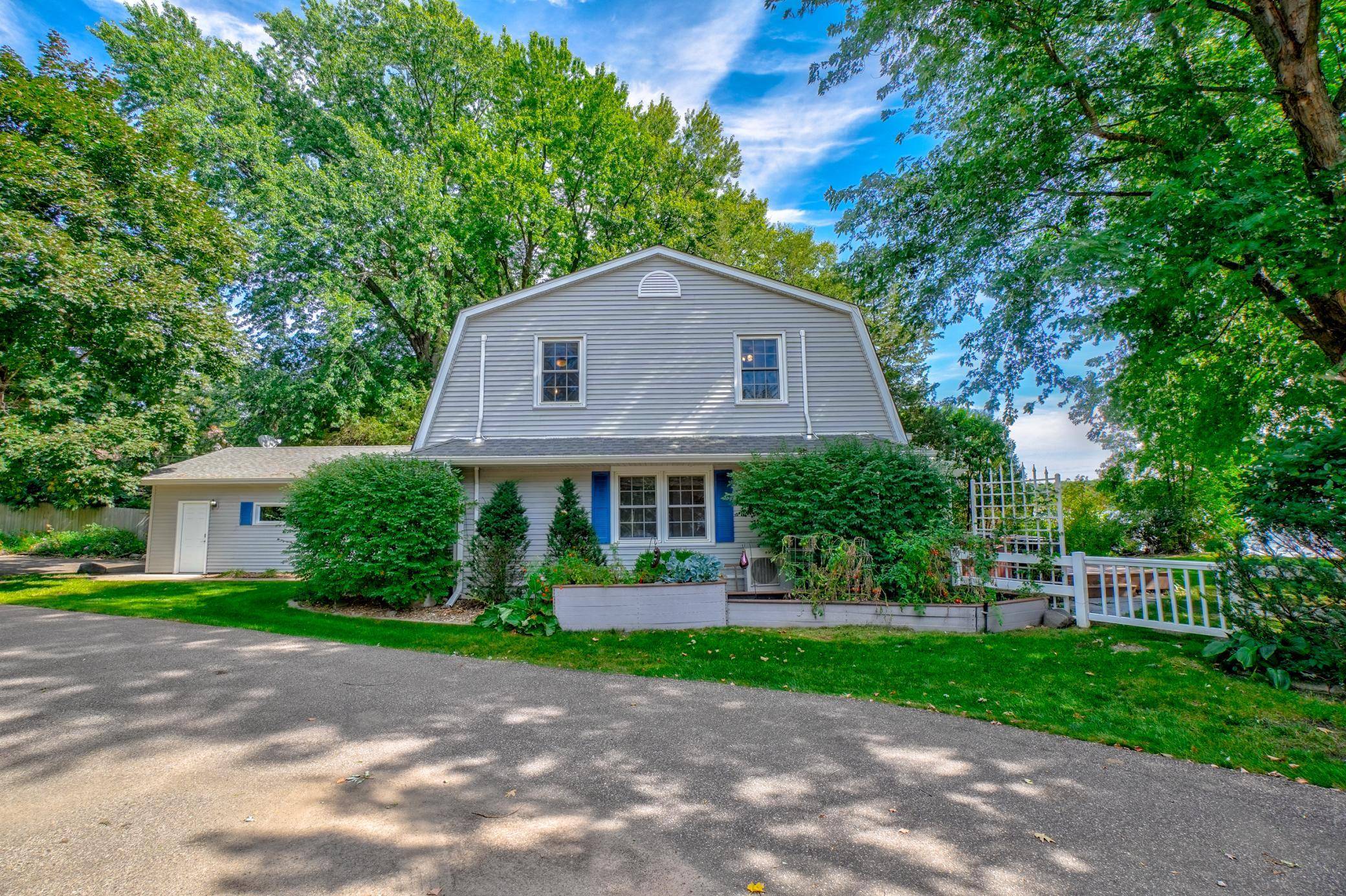 21992 Jason AVE N, Forest Lake, MN 55025