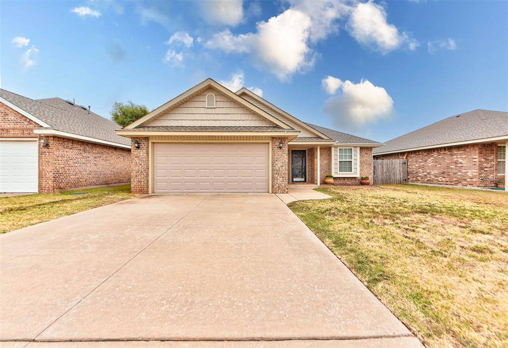 2302 W Bradford CIR, Newcastle, OK 73065