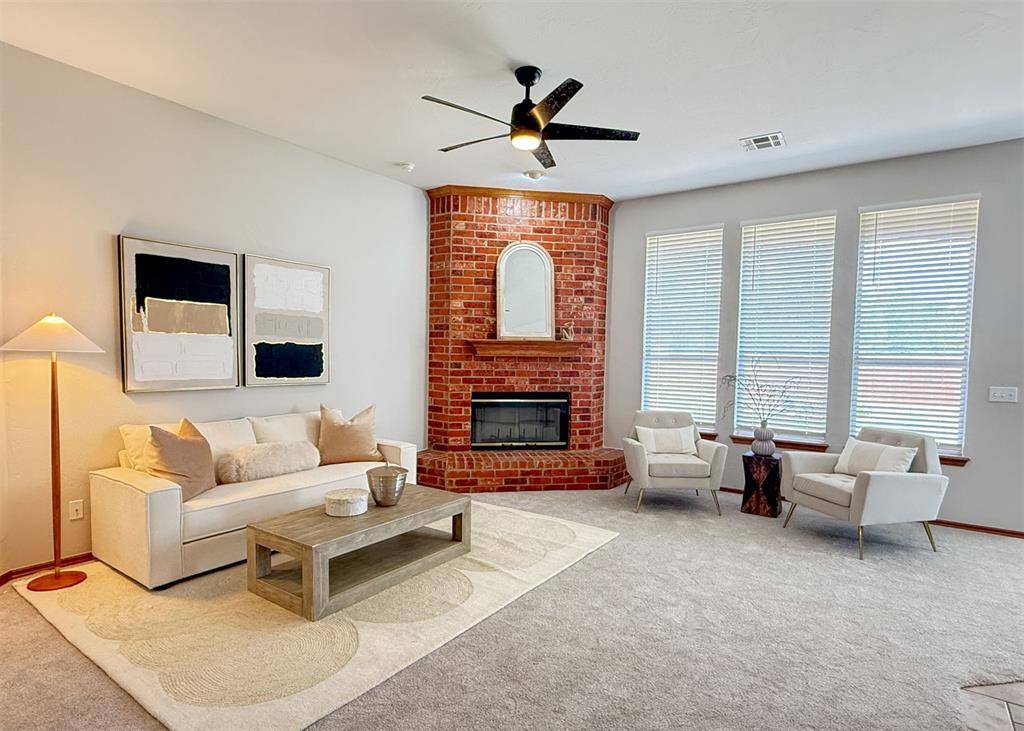 18212 Willow Oak LN, Edmond, OK 73012