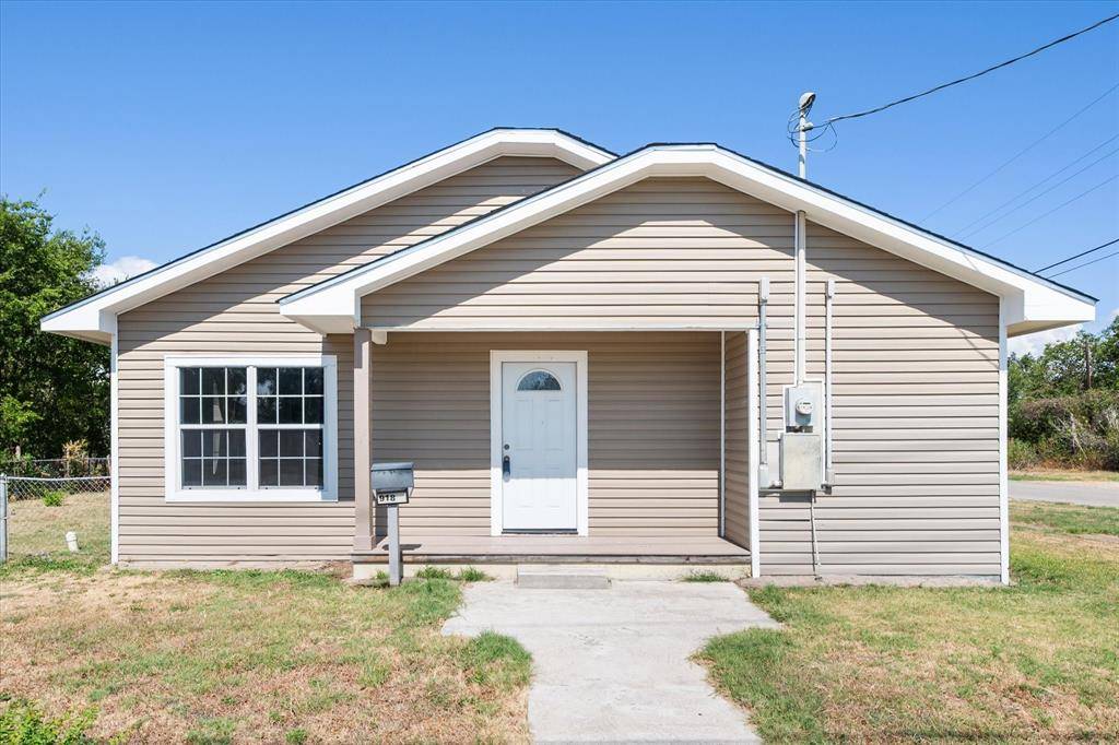 918 Martin Luther King Jr Boulevard, Corsicana, TX 75110