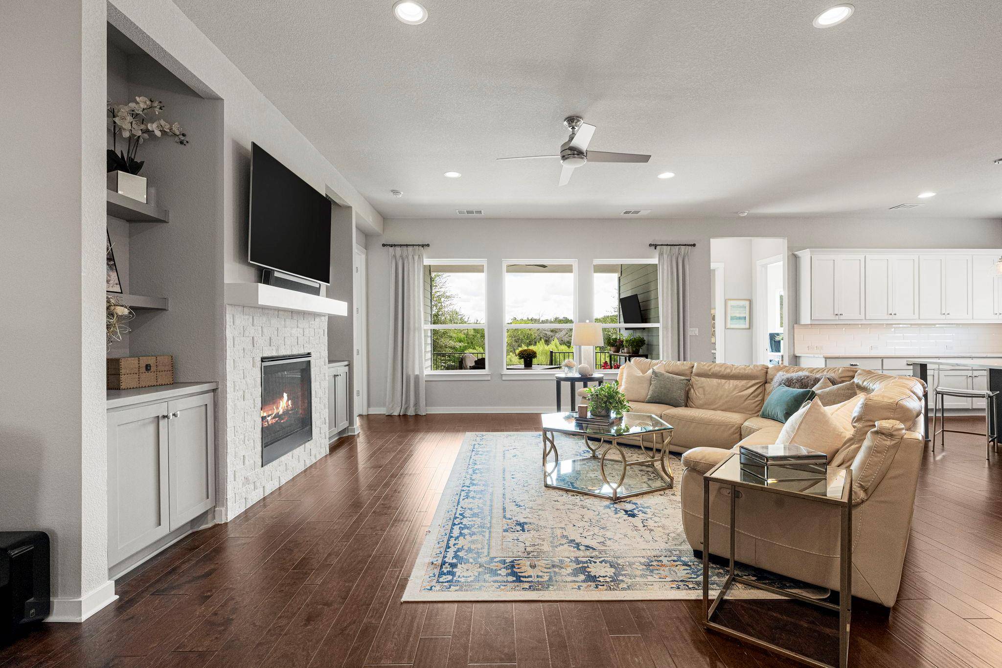 520 Hazy Hills LOOP, Dripping Springs, TX 78620