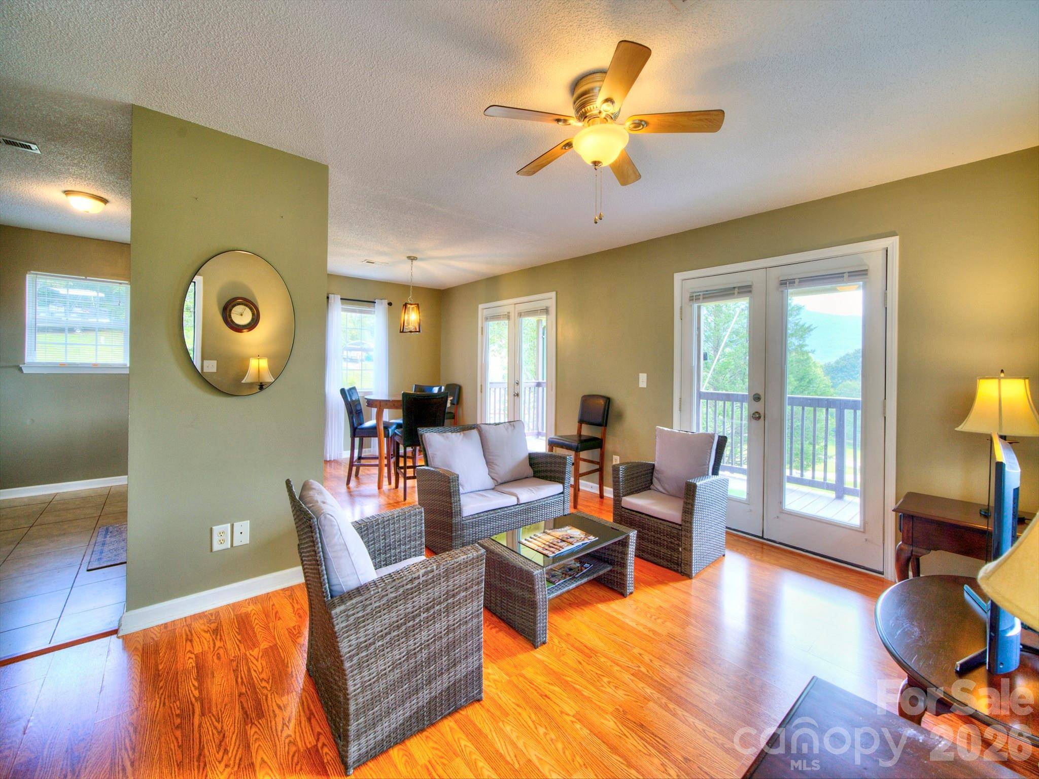 38 Country LN #33, Franklin, NC 28734
