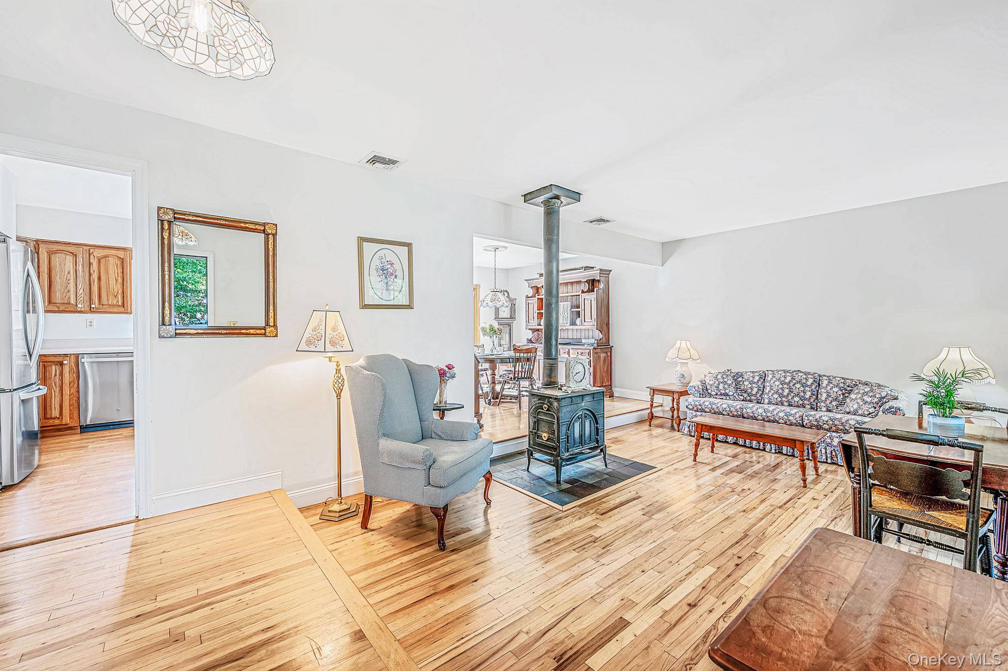 120 Midland BLVD, Lake Ronkonkoma, NY 11779