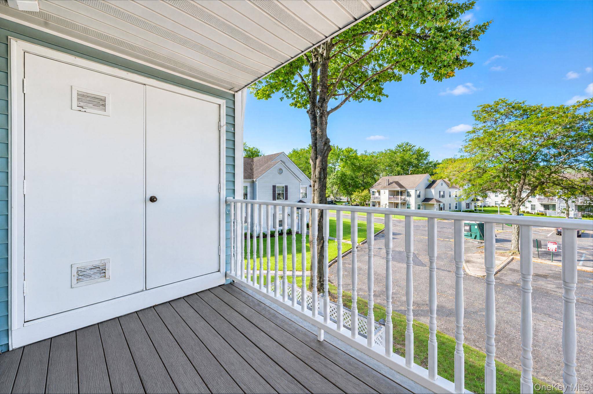 147 Fairview CIR #147, Middle Island, NY 11953