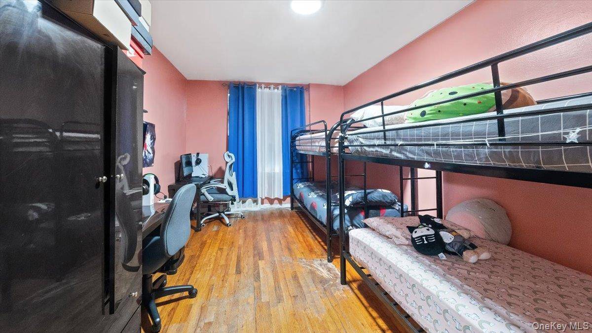 2661 Marion AVE #3C, Bronx, NY 10458