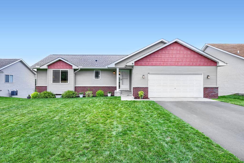 749 Pleasant AVE, Saint Paul Park, MN 55071