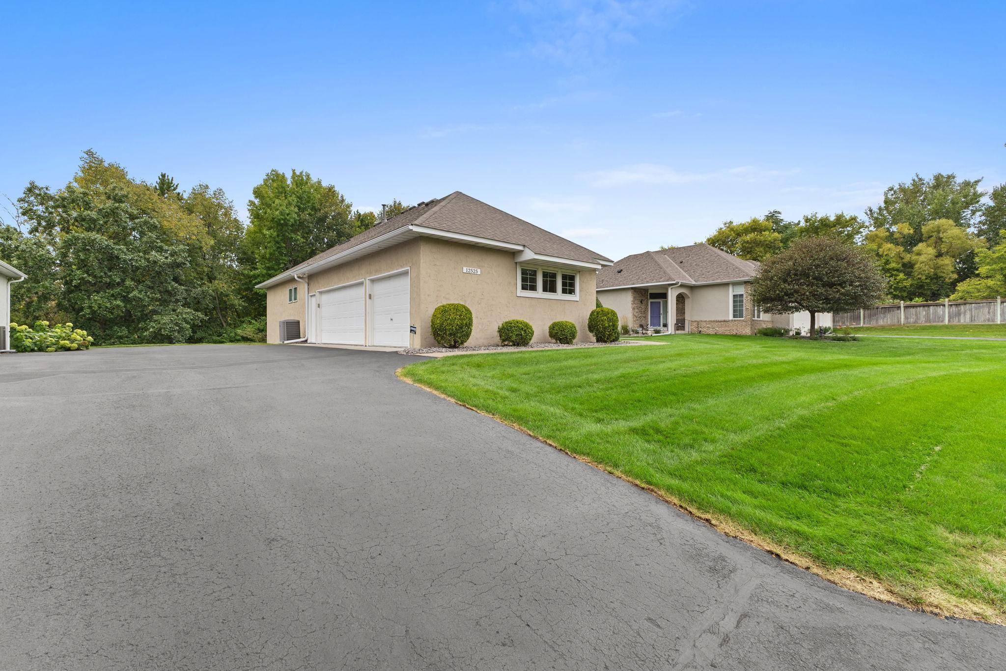 12525 42nd AVE N, Plymouth, MN 55441