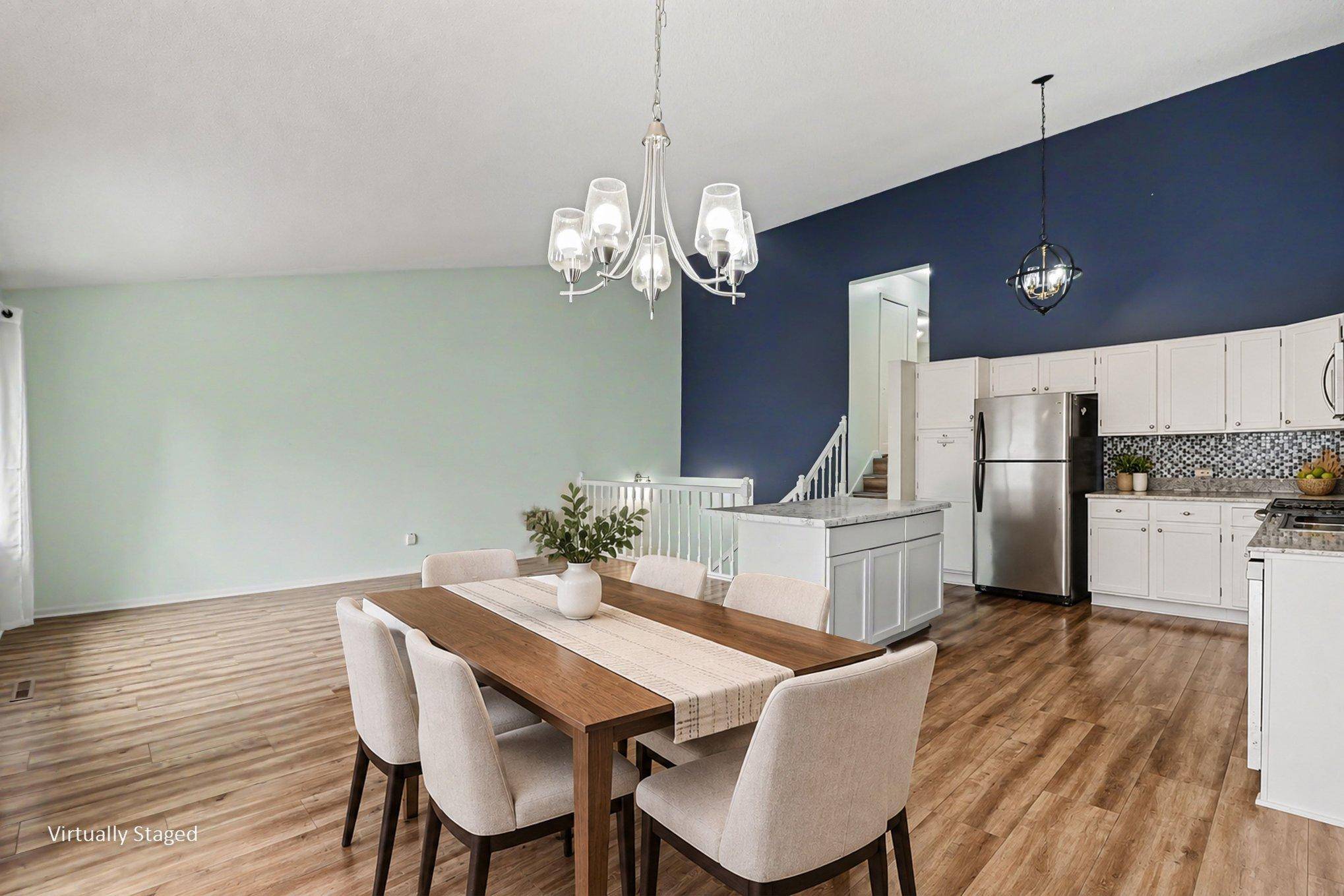 2053 Edgerton ST, Maplewood, MN 55117