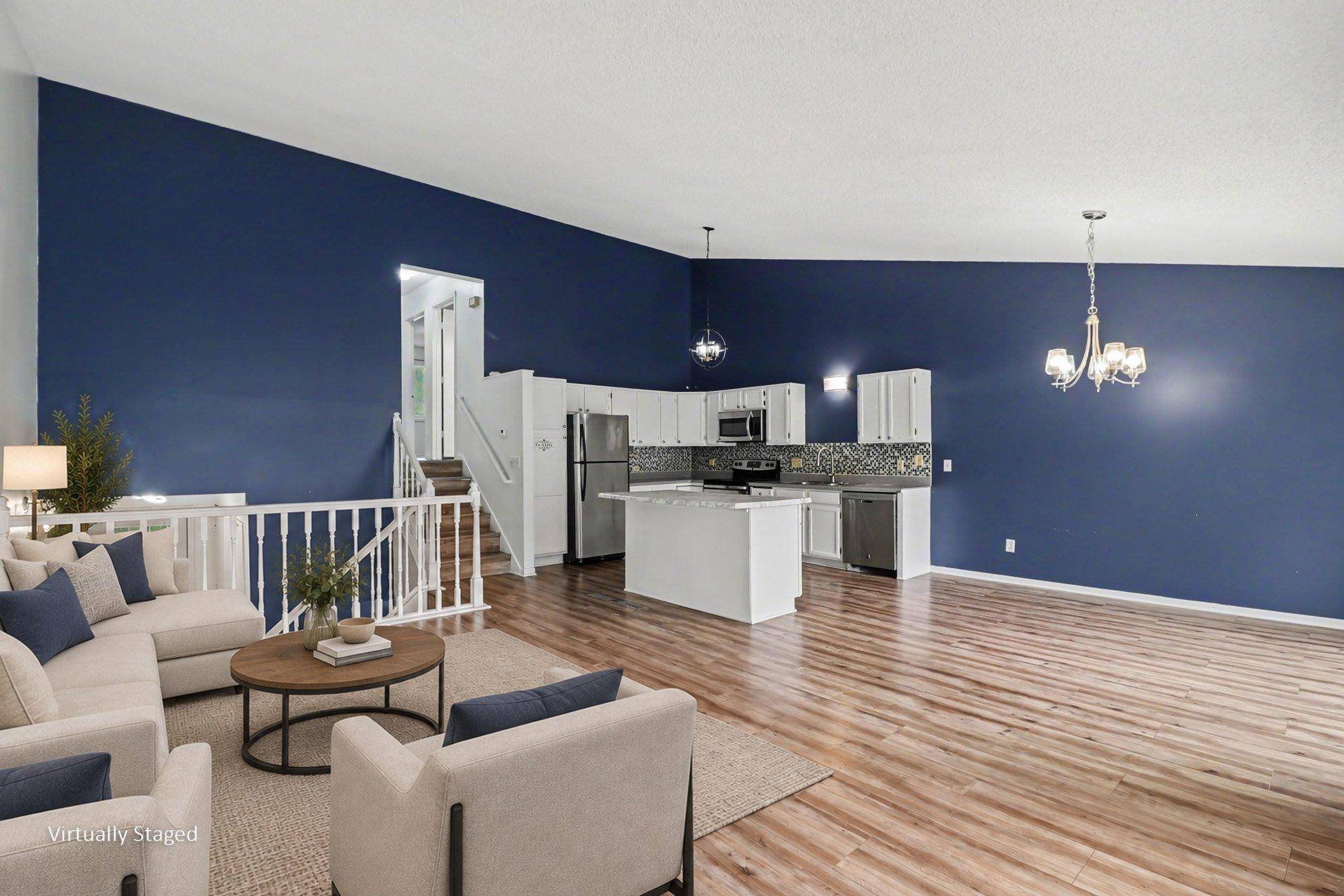 2053 Edgerton ST, Maplewood, MN 55117
