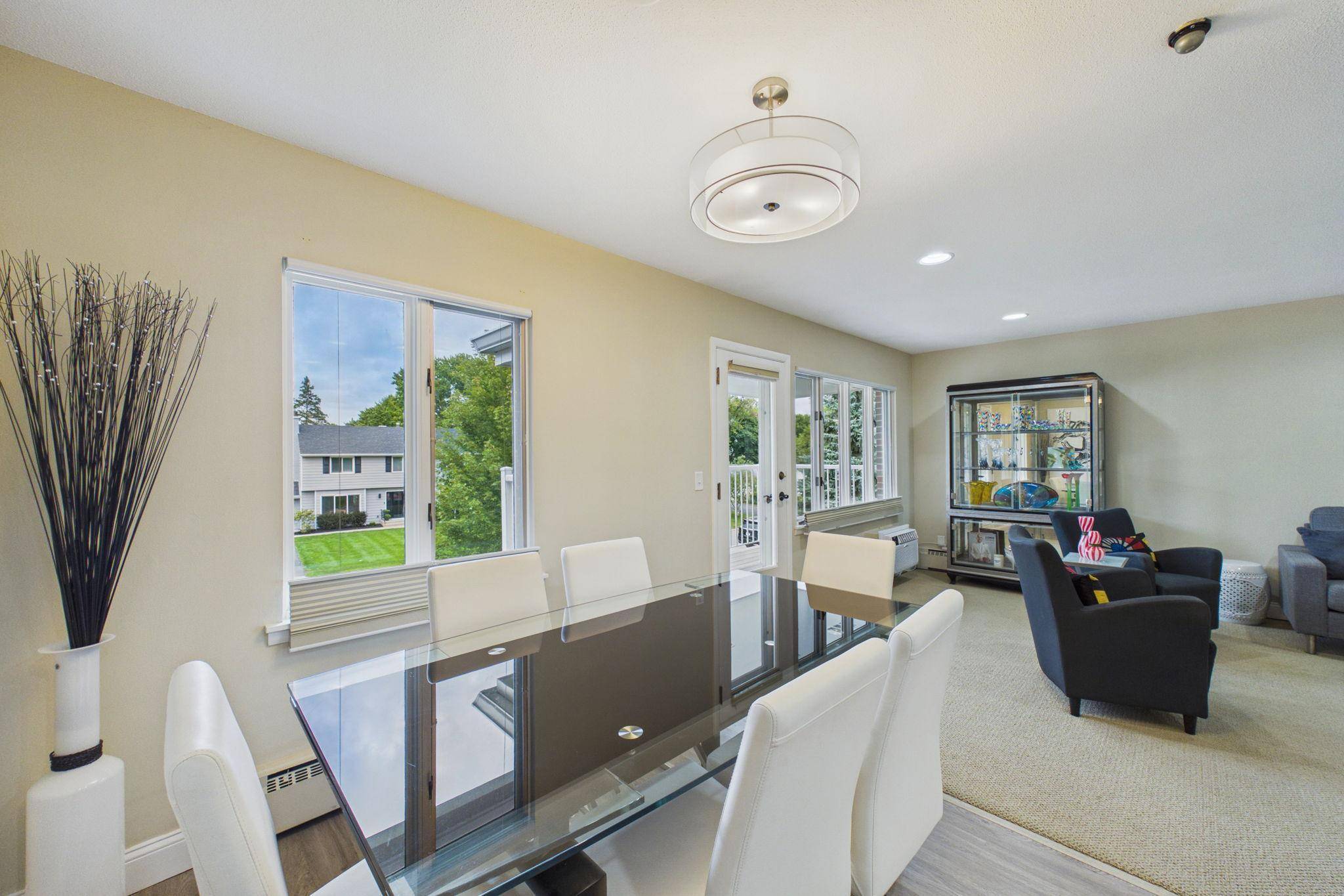 6005 Eden Prairie RD #210, Edina, MN 55436