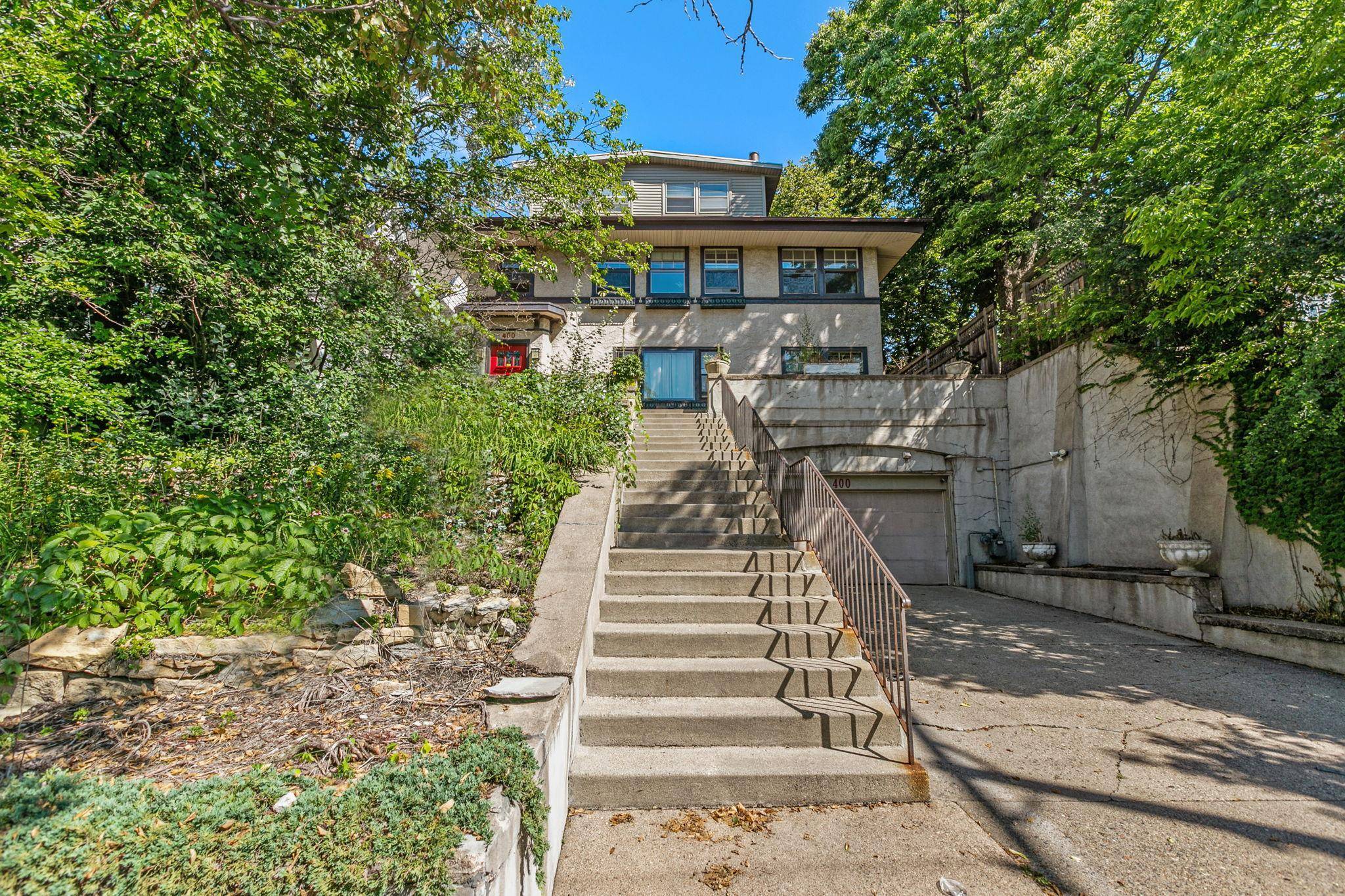 400 W Franklin AVE #2, Minneapolis, MN 55405