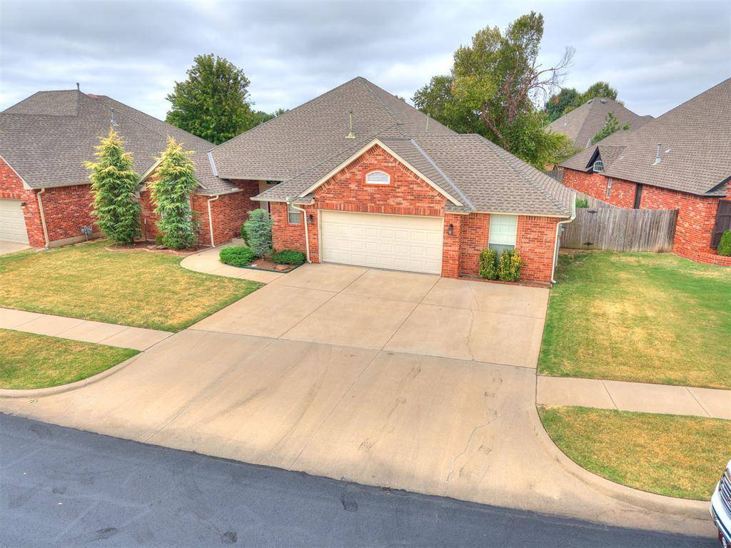4120 Pine Hill RD, Norman, OK 73072