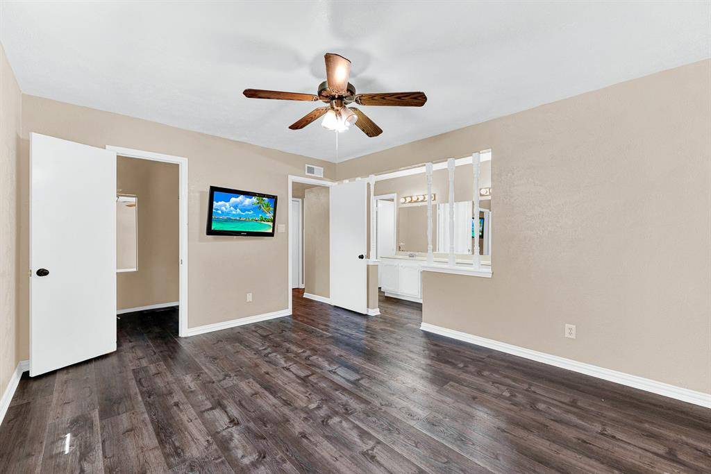 108 Kingsbridge Drive, Garland, TX 75040