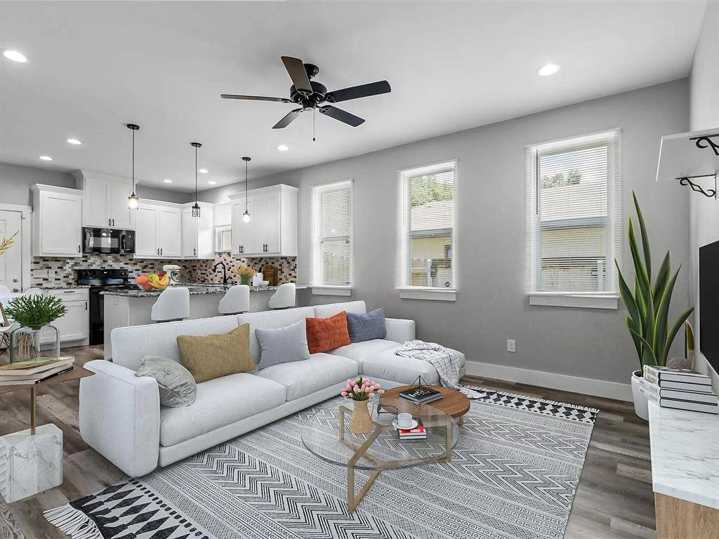 1104 W Elm Street, Denison, TX 75020