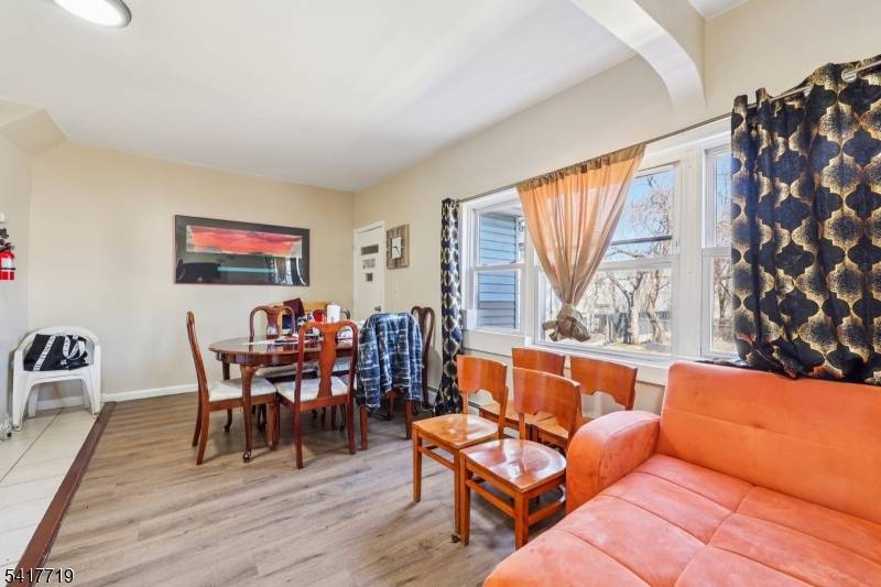 106 E Main St, Paterson City, NJ 07522