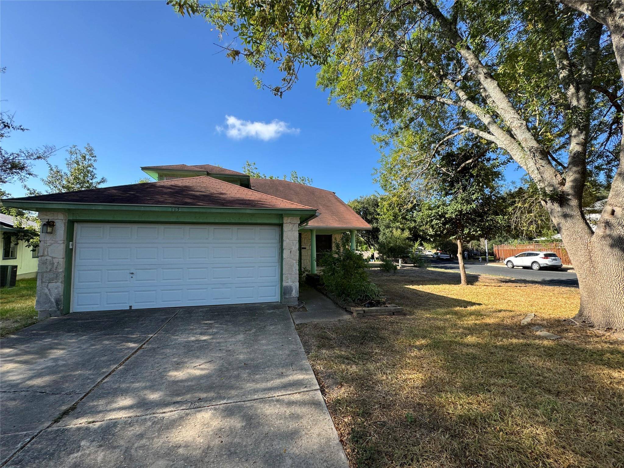 713 Patchway LN, Austin, TX 78748