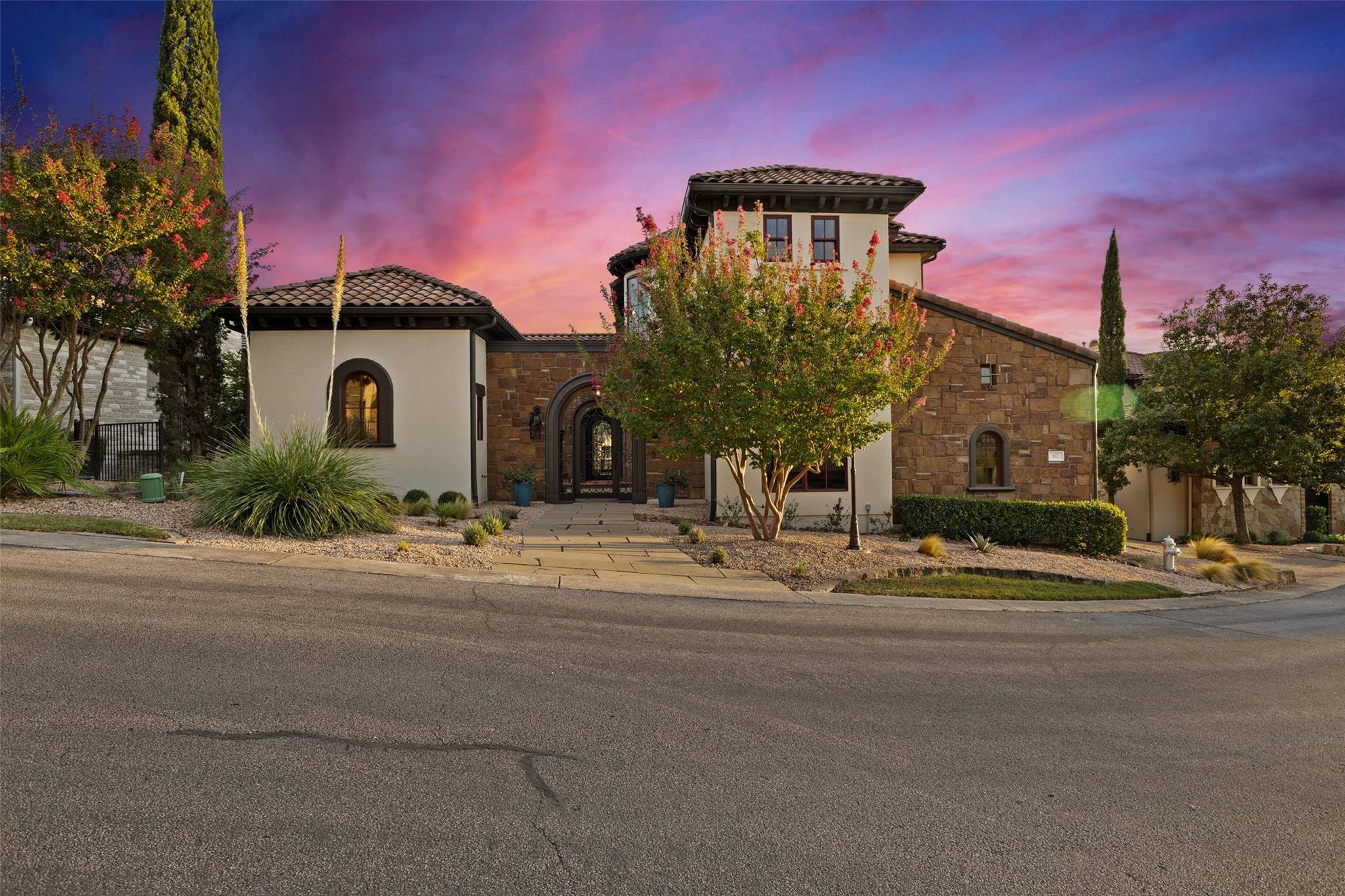 112 Marina View WAY #7, Lakeway, TX 78734