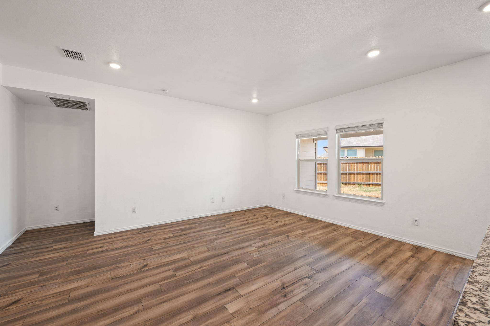 1012 Velvet CT, Troy, TX 76579