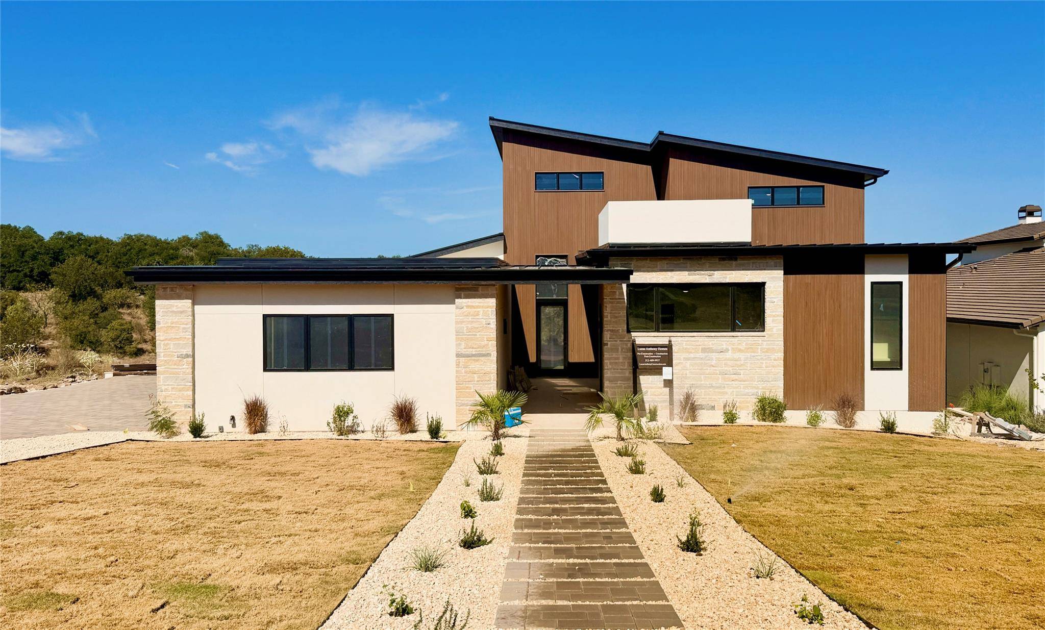 100 Nattie Woods, Horseshoe Bay, TX 78657