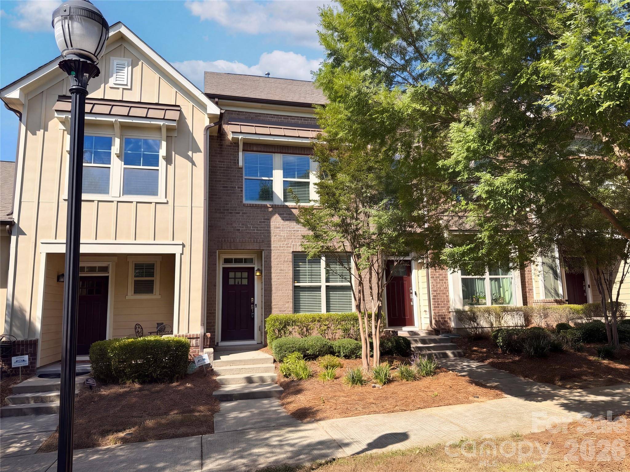 1628 Pat Garrett ST, Charlotte, NC 28206