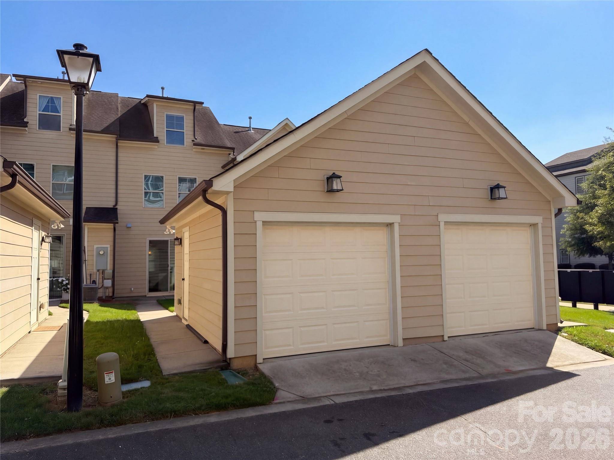 1628 Pat Garrett ST, Charlotte, NC 28206