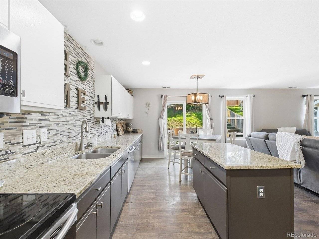 22156 E Berry, Aurora, CO 80015