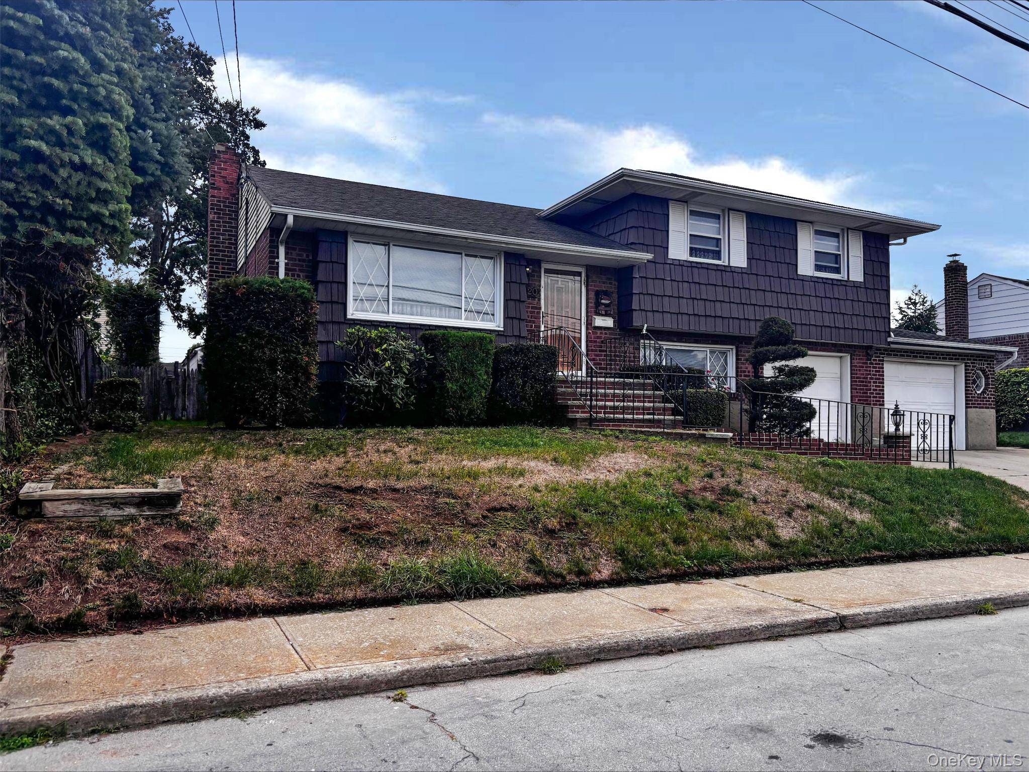 120 Osborne RD, West Hempstead, NY 11552