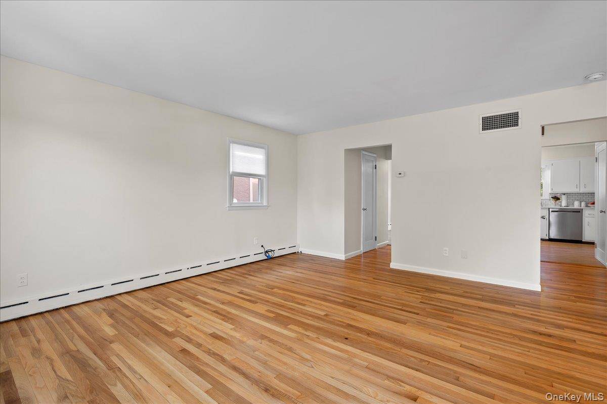 160 Park AVE #Left Side, Harrison, NY 10528