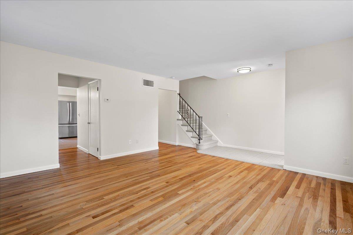 160 Park AVE #Left Side, Harrison, NY 10528