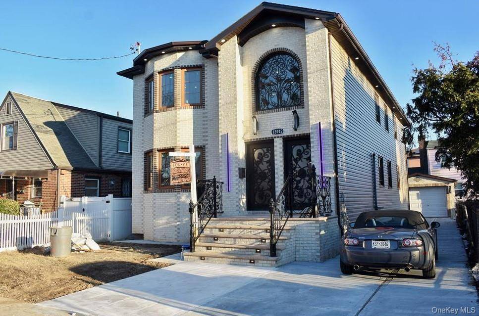 139-12 111th AVE #2nd flr, Jamaica, NY 11435