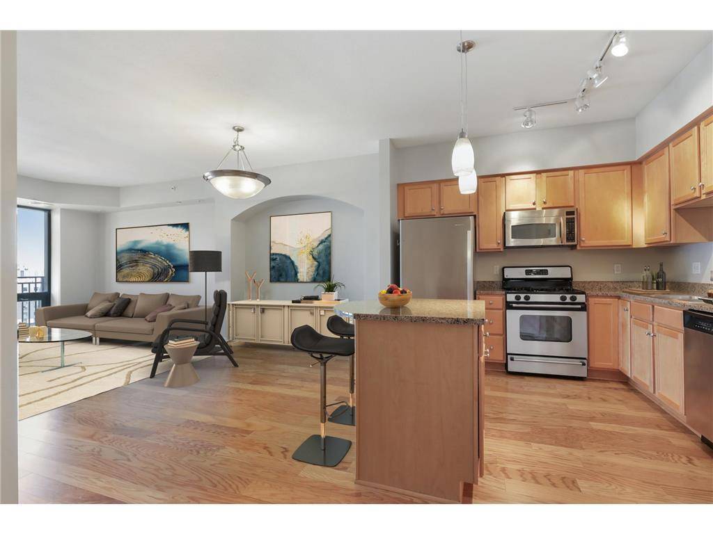500 E Grant ST #909, Minneapolis, MN 55404