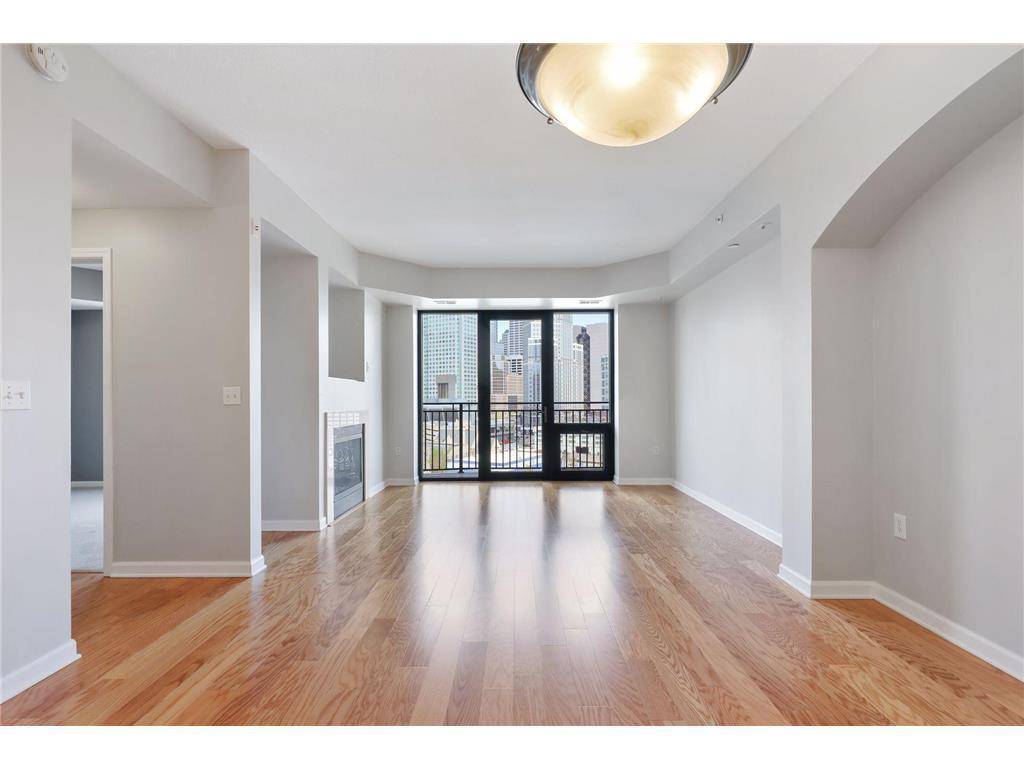500 E Grant ST #909, Minneapolis, MN 55404