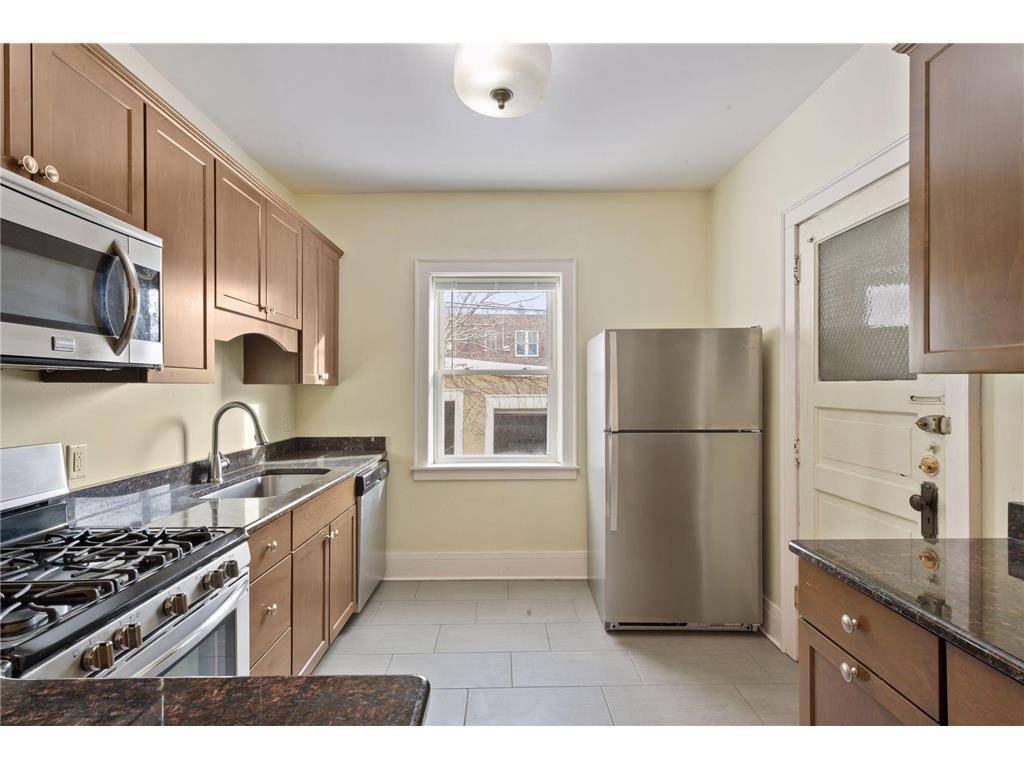 1937 Fremont AVE S #1, Minneapolis, MN 55403