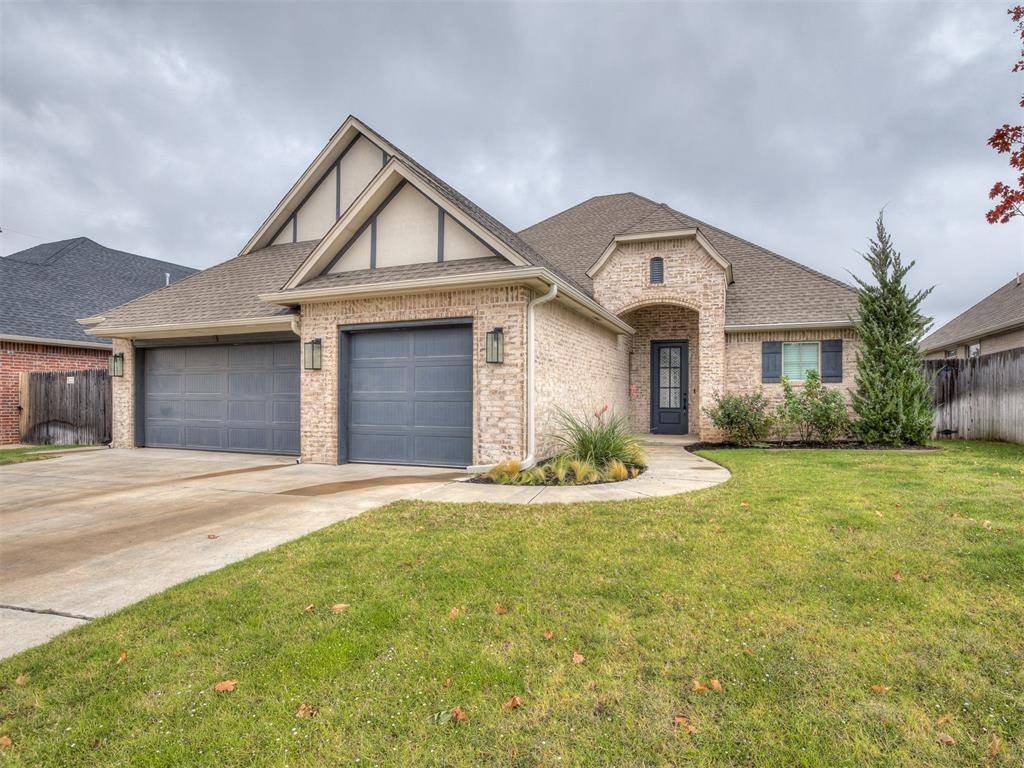 10608 NW Emily CIR, Oklahoma City, OK 73120