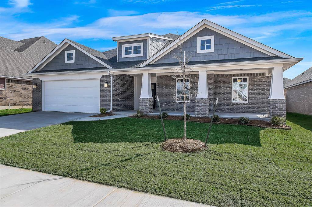 1417 SW 160th ST, Moore, OK 73170