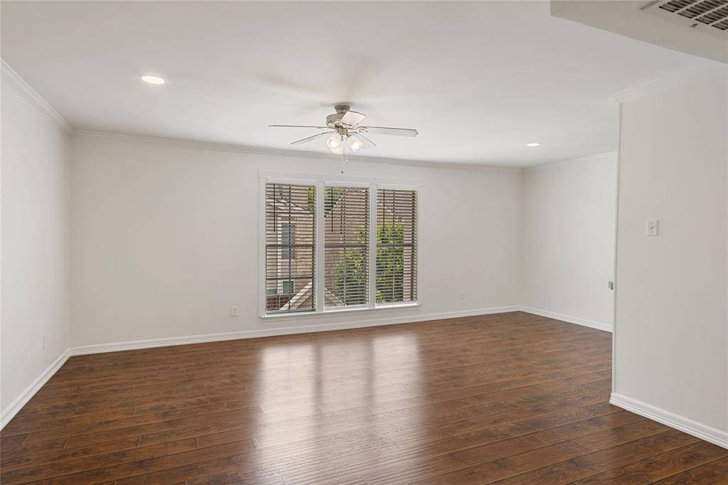 5881 Preston View Boulevard #202, Dallas, TX 75240
