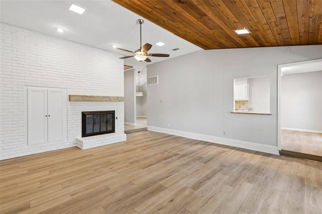 5 Shannon Court, Richardson, TX 75082
