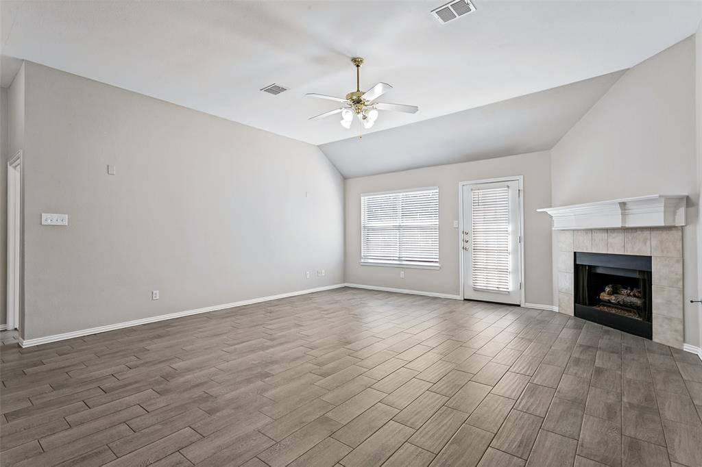 1610 Redwood Drive, Corinth, TX 76210