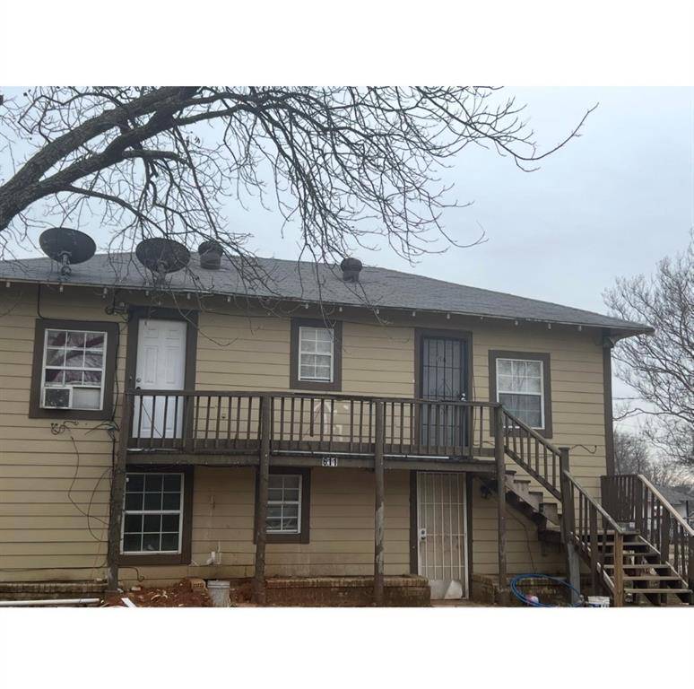 611 S Judkins Street, Fort Worth, TX 76111