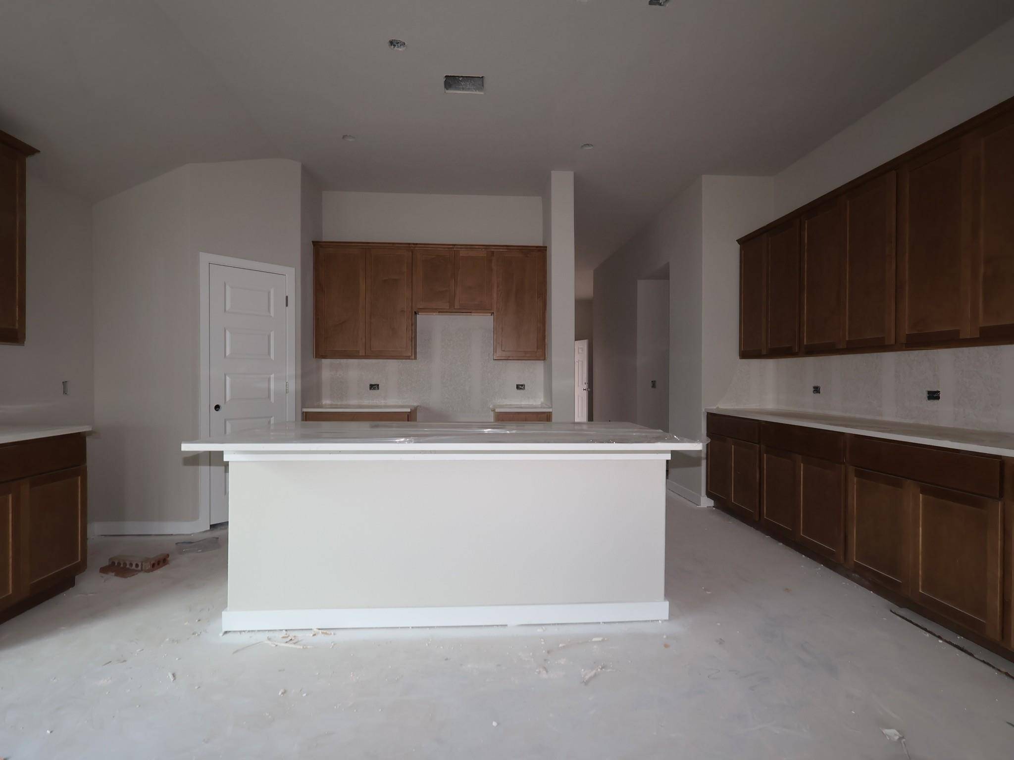 9400 Furman DR, Austin, TX 78747