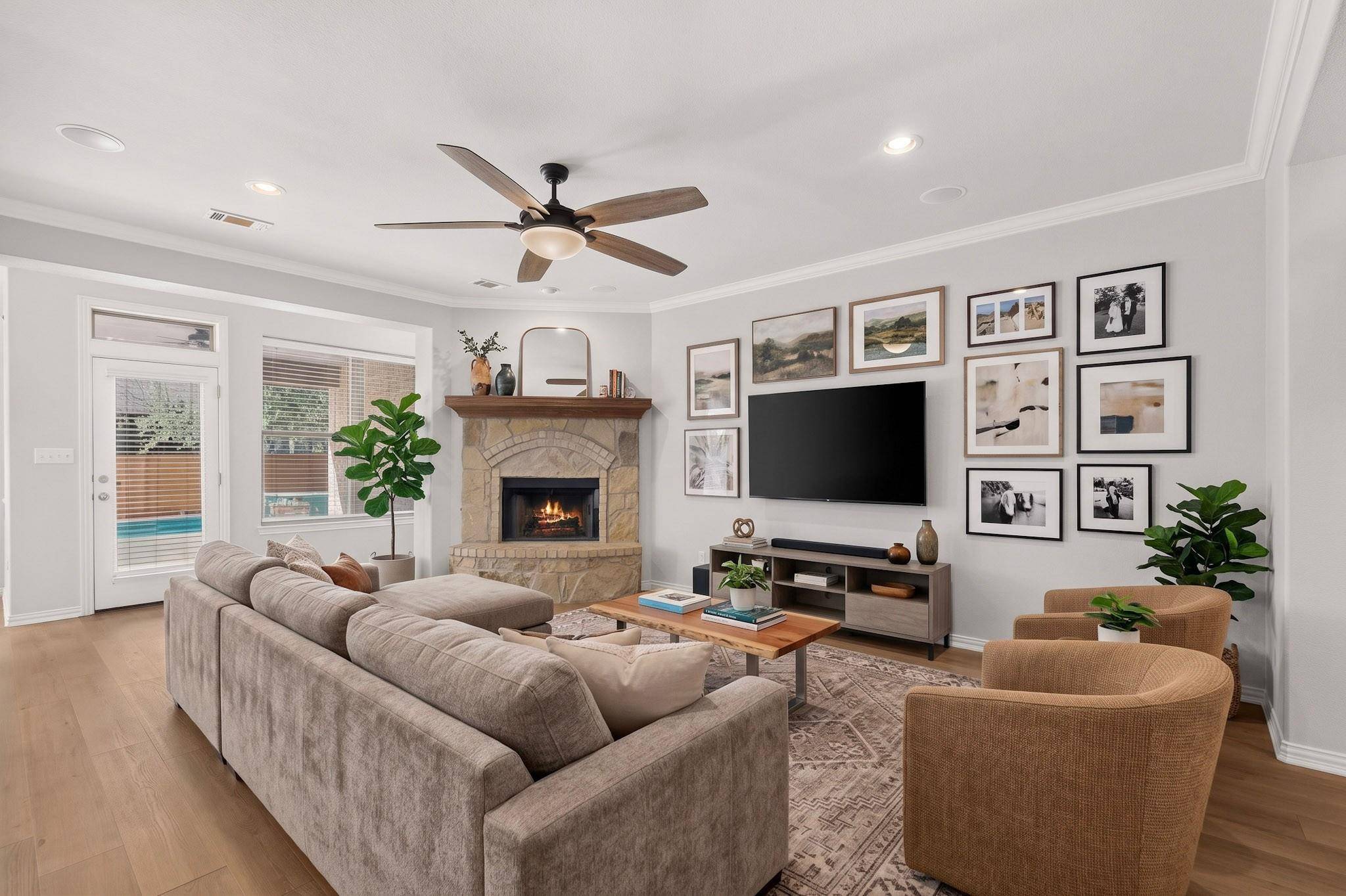 134 Catalina LN, Austin, TX 78737