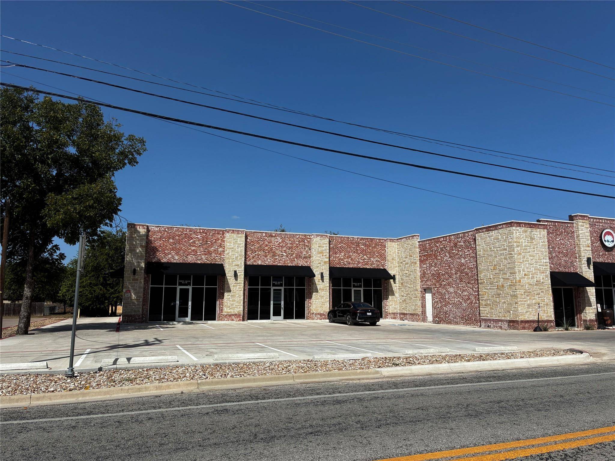 1009 E 4th ST #C, D, E, Lampasas, TX 76550