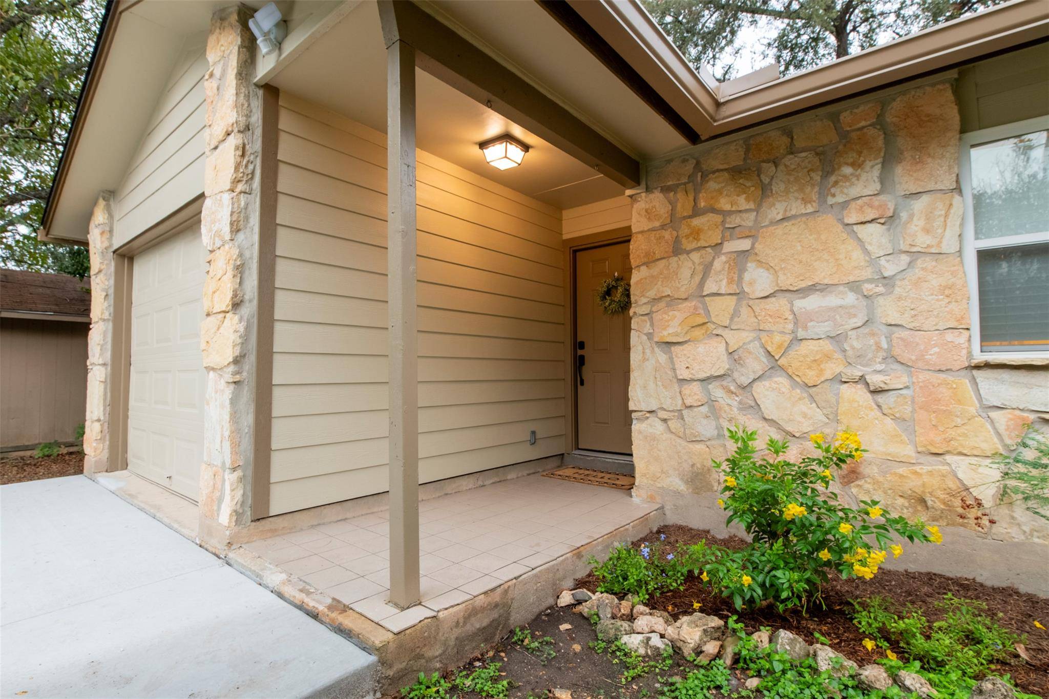 2018 Nevada ST, San Marcos, TX 78666
